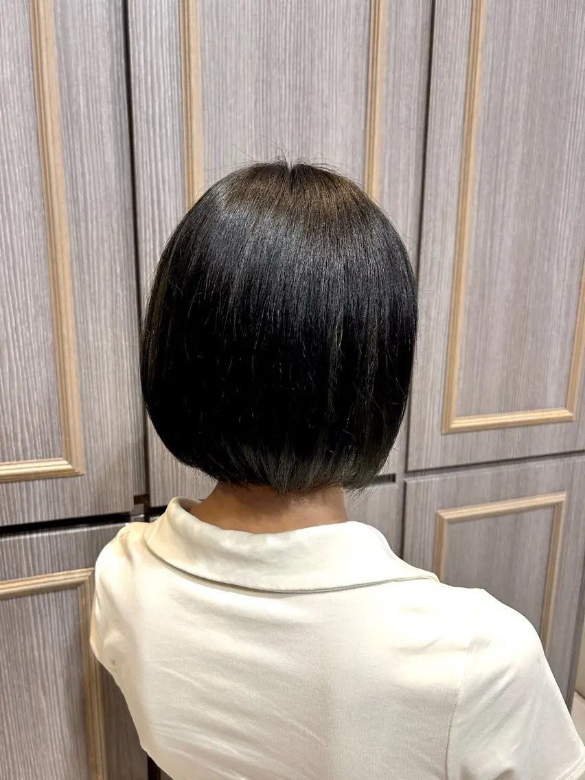 カラー ブラウンカラー 岡田 佳苗のヘアスタイル
