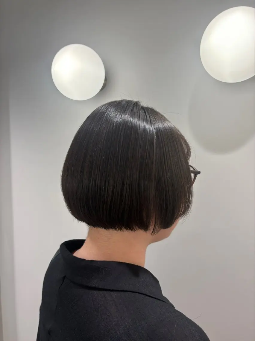 ショート ボブ 顔まわりレイヤー レイヤーカット カット 縮毛矯正 ☁️ ayameのヘアスタイル
