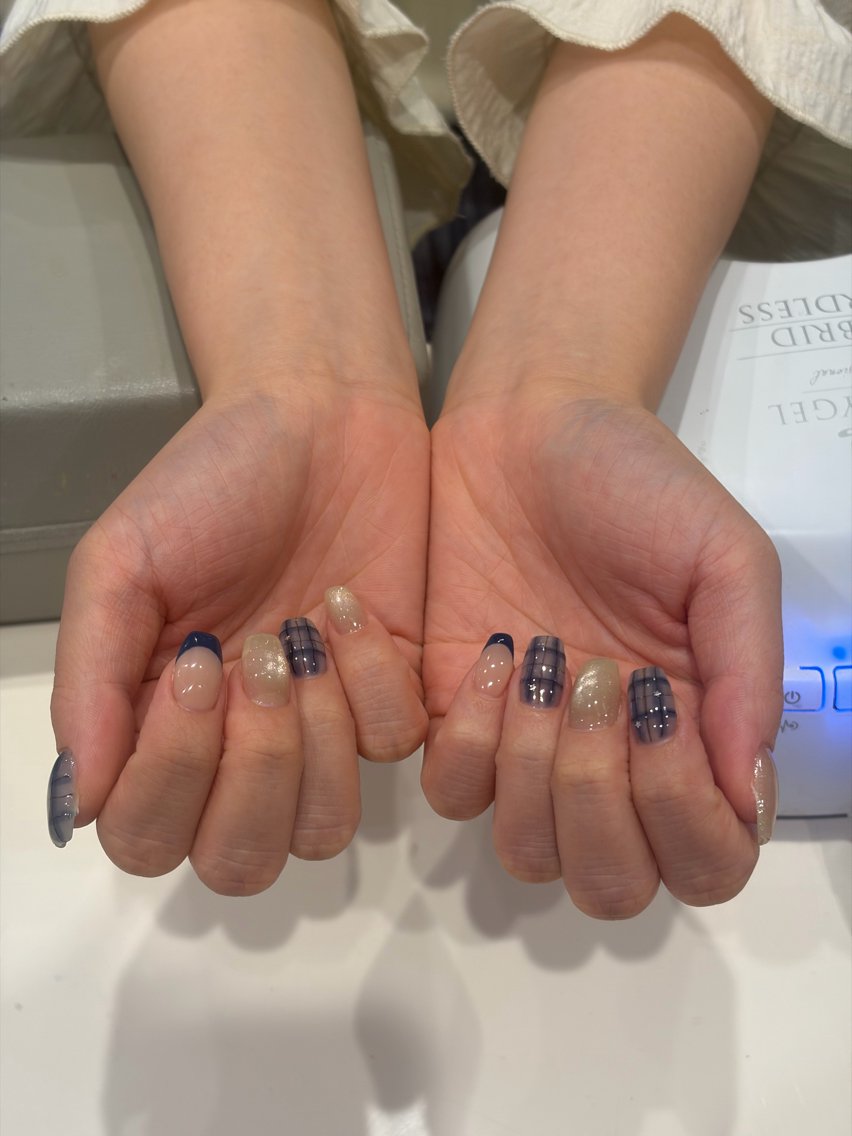 ネイル ハンドネイル SHELLTOKYO Hana🌺のネイルデザイン