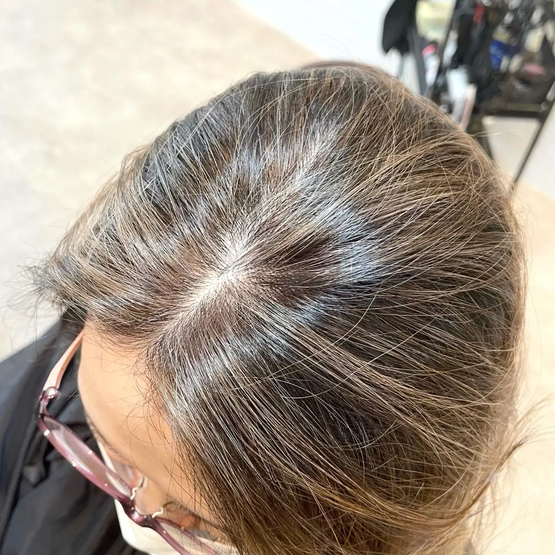 ミディアム カラー ヘアアレンジ バレイヤージュ デザインカラー ハイライトカラー 外国人風カラー ハイライト アンドウ ユウ/ レイヤーカット/韓国のヘアスタイル