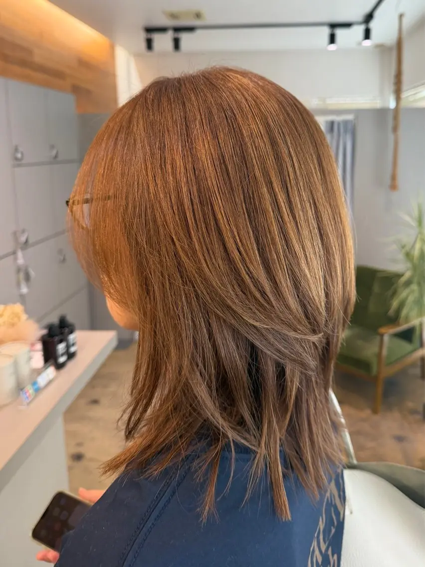 ミディアム カット ヘアカラー トリートメント オ ギのヘアスタイル