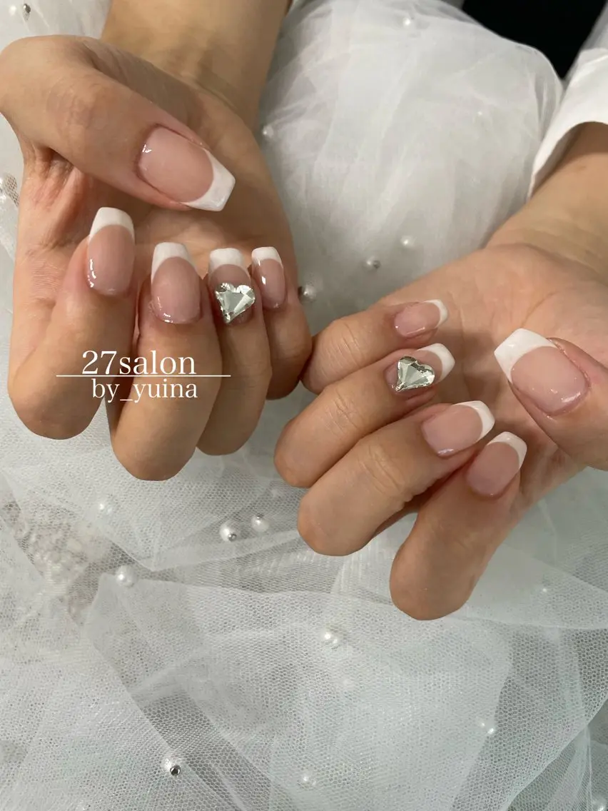 ネイル フレンチネイル オフィスネイル ハンドネイル 27salon yuinaのネイルデザイン