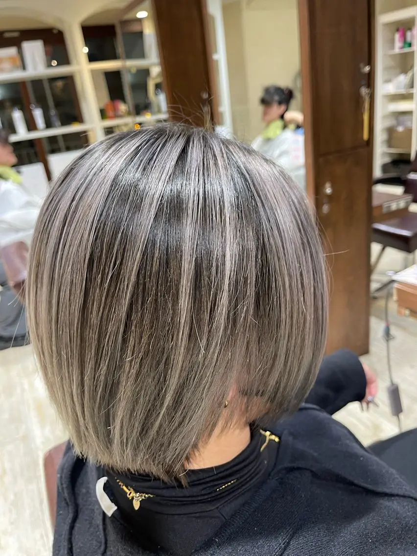 ショート カラー カット ヘアカラー トリートメント 海外レイヤー/ レイヤーカット/和田のヘアスタイル