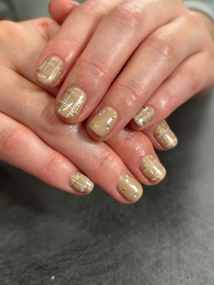 ネイル NAILSALON Uluのネイルデザイン