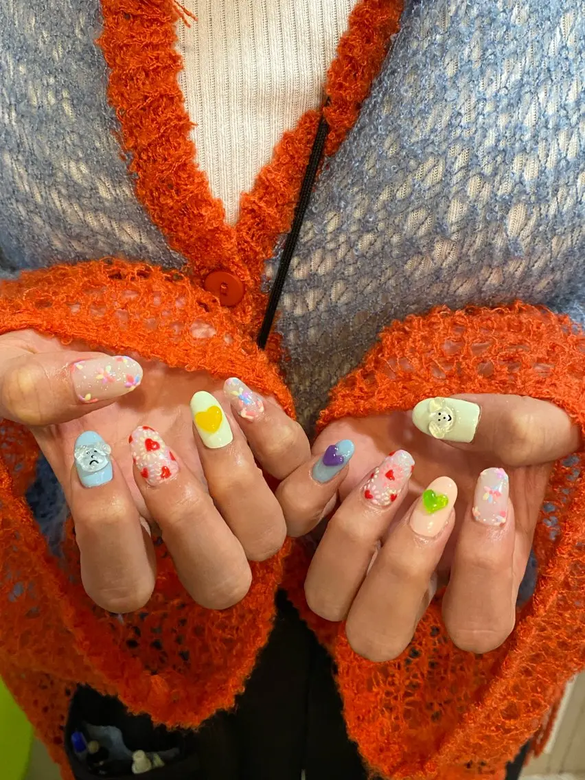 (ご新規様のみ)オフ込、ごてごてデザイン10本コース🌈ワンホンや持込もOK🙆♀️個性派〜綺麗めさんもの写真