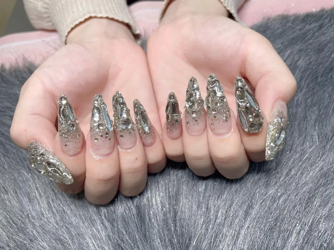 セミロング ネイル ハンドネイル 《LB》ラブリエ Nail&eyeのマツエク・マツパデザイン