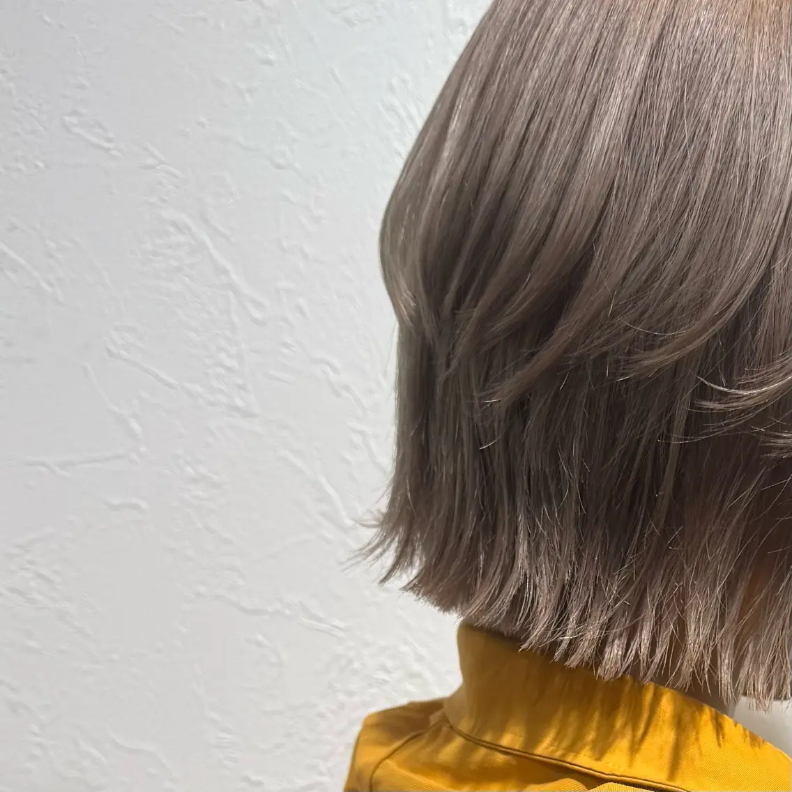 ミディアム カラー shiho .のヘアスタイル