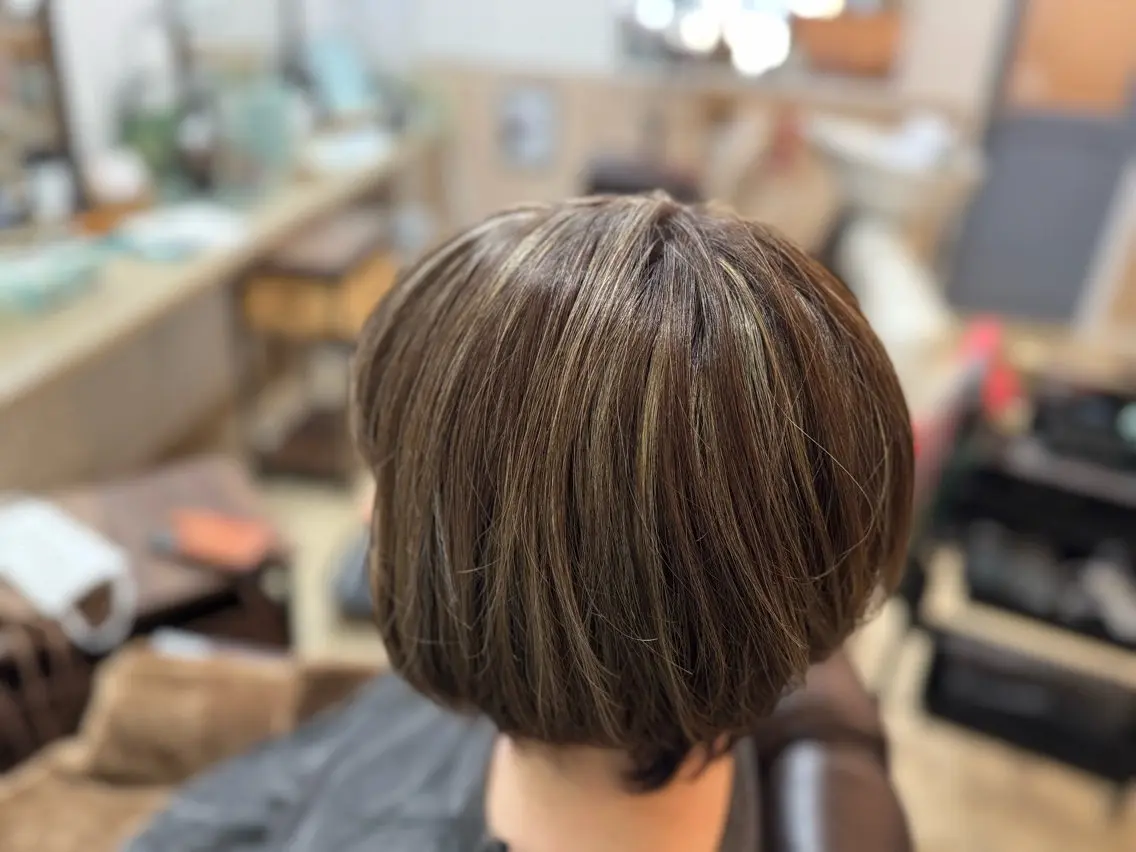 ショート カラー ハイライトカラー ハイライト 樋口 まさみのヘアスタイル