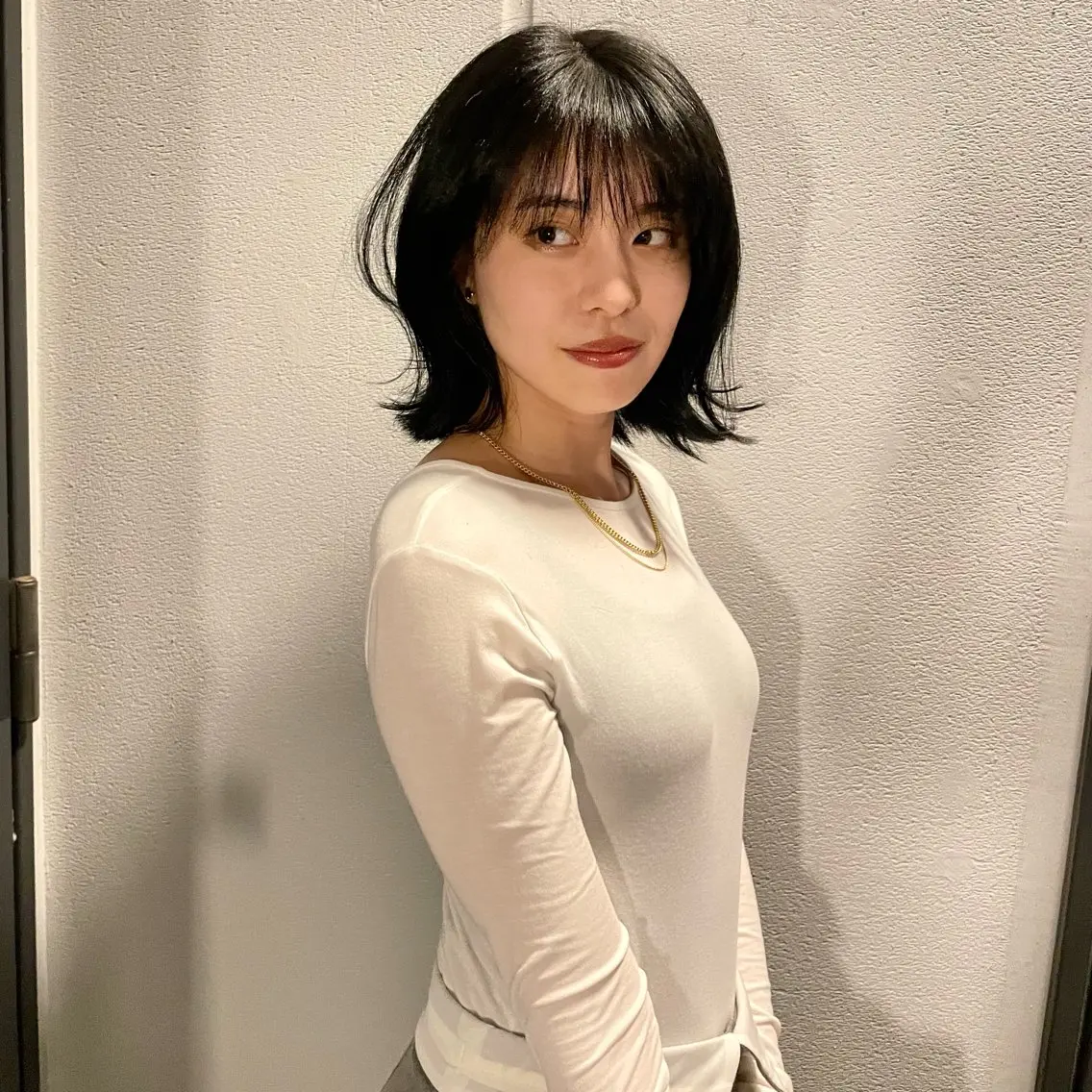 ミディアム 髙橋 茉南のヘアスタイル