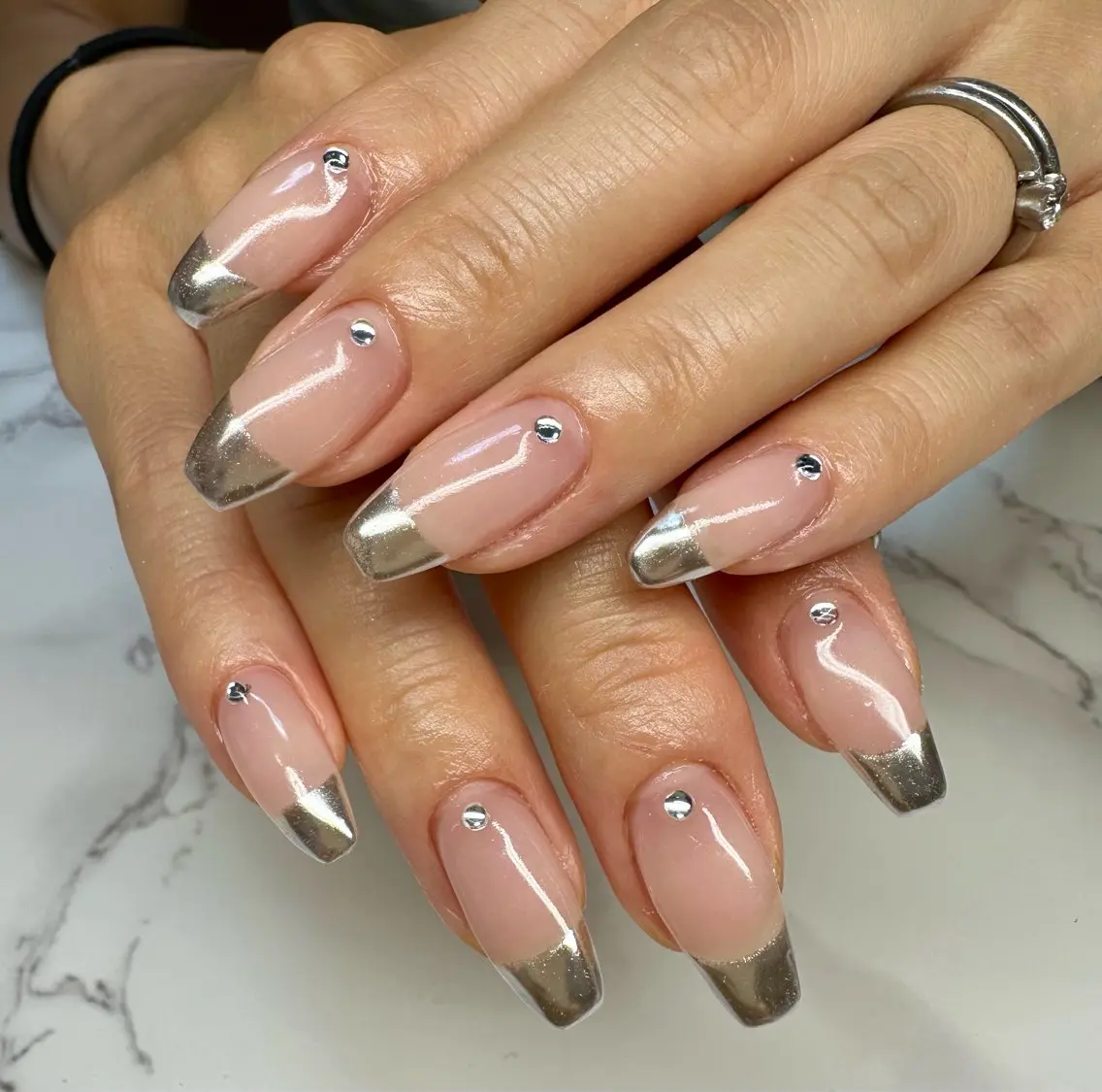 ネイル オーロラネイル フレンチネイル キラキラネイル マグネットネイル ミラーネイル Mai’s nailのネイルデザイン