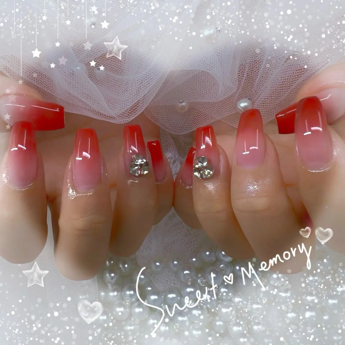 ネイル チークネイル フレンチネイル ガーリー ガラスフレンチ グラデーション ハンドネイル Chill Nailsalonのネイルデザイン