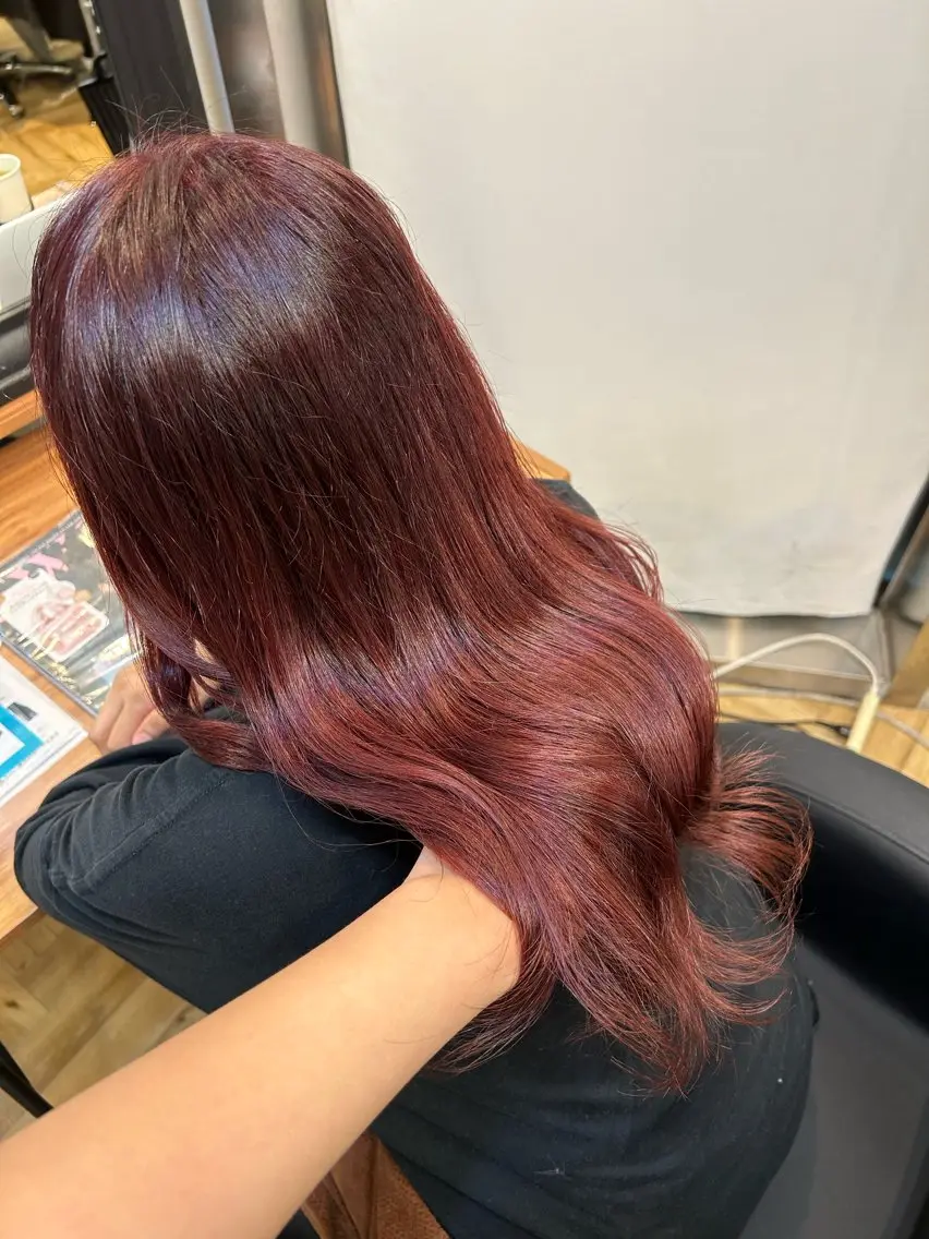 ロング カラー ブリーチ ブリーチなしカラー ピンクカラー ヘアカラー トリートメント 藤間 帆乃夏（とうまほのかのヘアスタイル