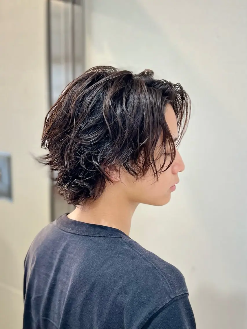 ミディアム パーマ カット パーマ ハッシュ・ウルフ🐺 小顔レイヤー松山直史のヘアスタイル