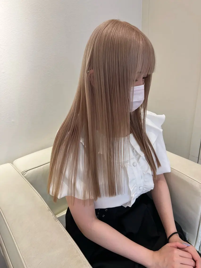 ロング カラー ブリーチ サイトウ ダイチのヘアスタイル
