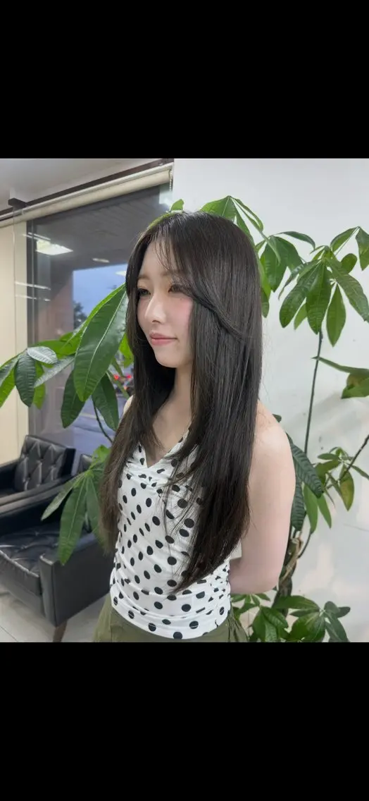 ロング ヘアカラー トリートメント 透明感カラー/暖色 木村 実来のヘアスタイル