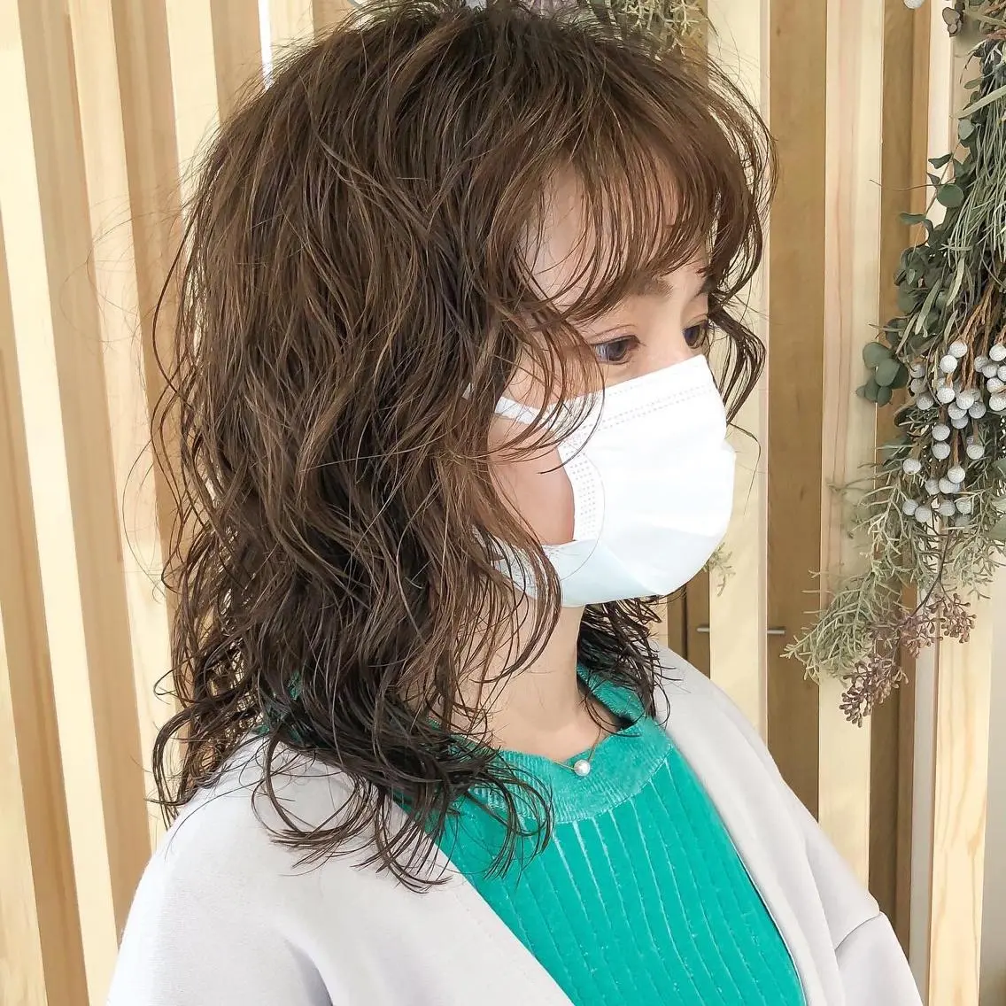 ミディアム パーマ レイヤーカット エトウリクシ パーマ美容師のヘアスタイル