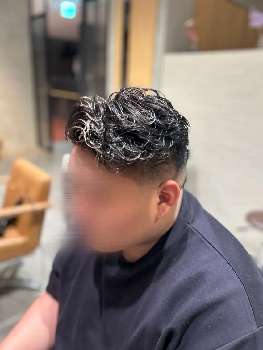 ショート メンズ フェードカット メンズパーマ 川野 颯空のヘアスタイル
