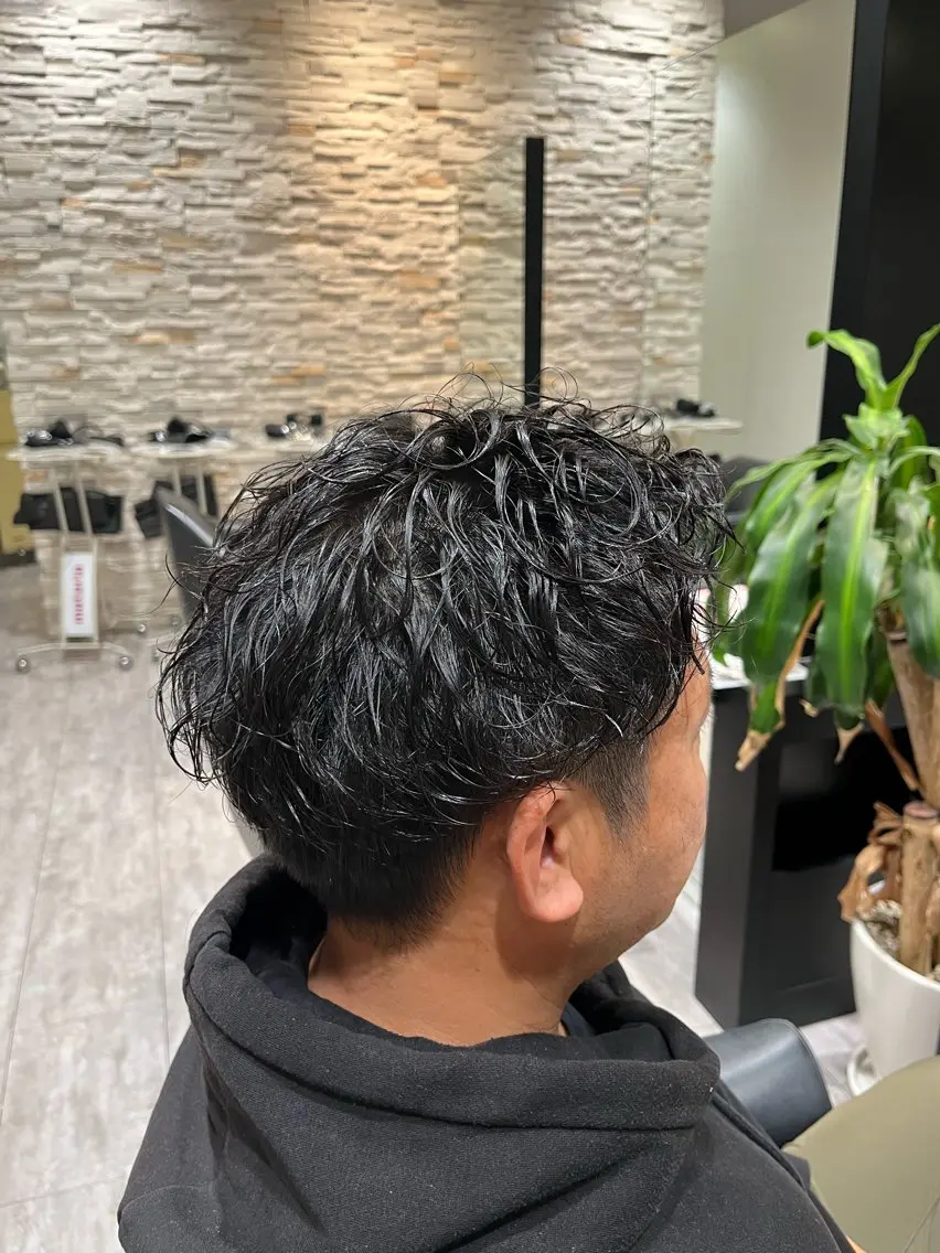 メンズ 亀井 慎太郎のヘアスタイル