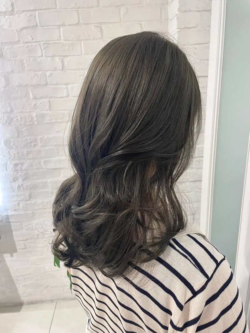 ロング 顔まわりレイヤー 姫カット 韓国風ヘア レイヤーカット ロング 🧸SAKI🎀 韓国レイヤーのヘアスタイル