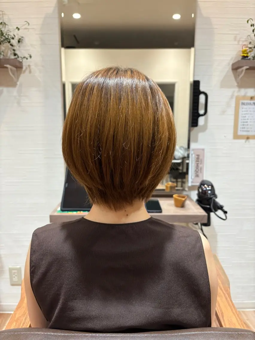 ショート カット ヘアカラー イシカワ ユウタのヘアスタイル