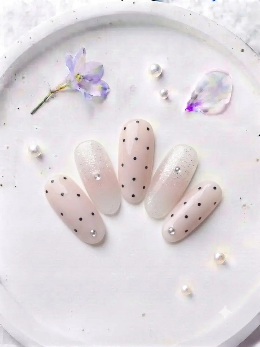 ネイル ドット ラメ(グリッター) ピンク ネイルチップ Michan Nailのネイルデザイン