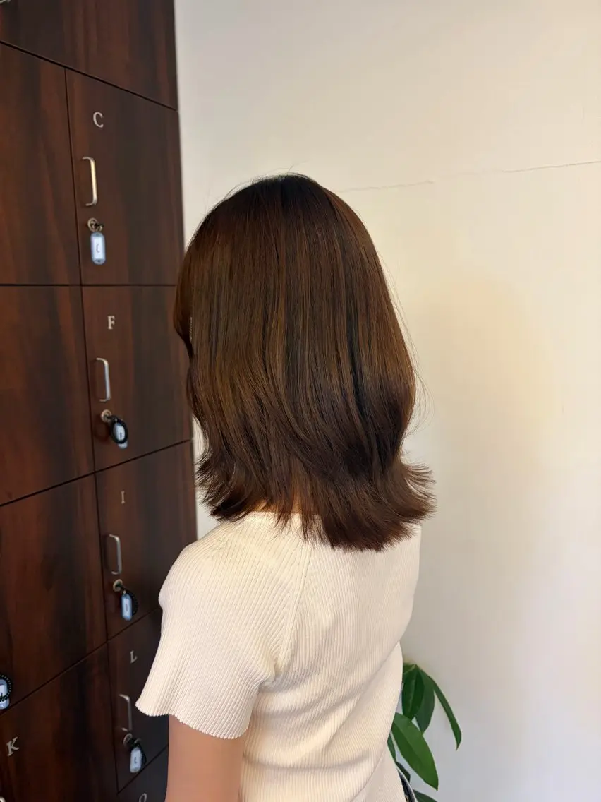 ミディアム レイヤーカット 加茂 響のヘアスタイル