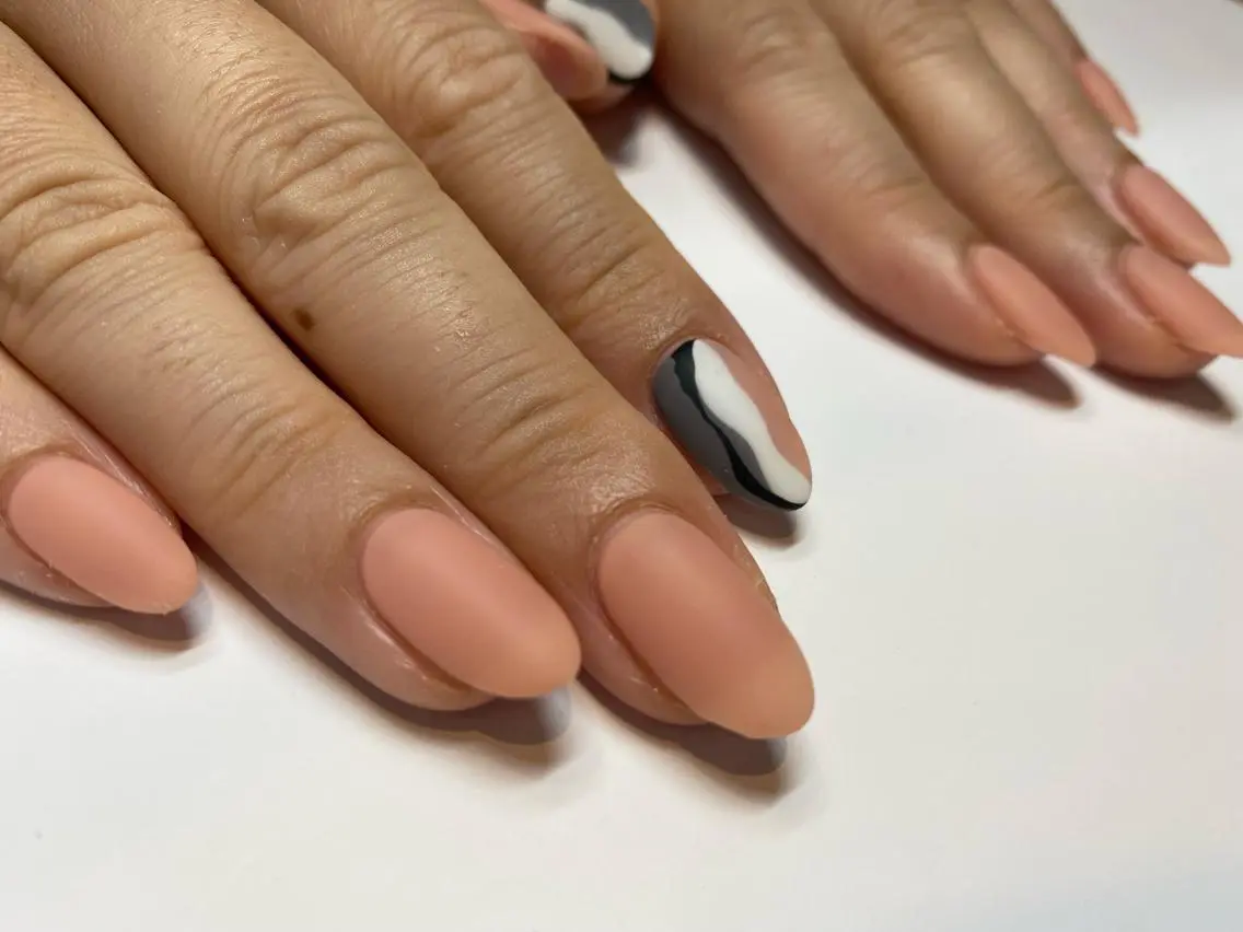 ネイル マットネイル ハンドネイル nailist nanaのネイルデザイン
