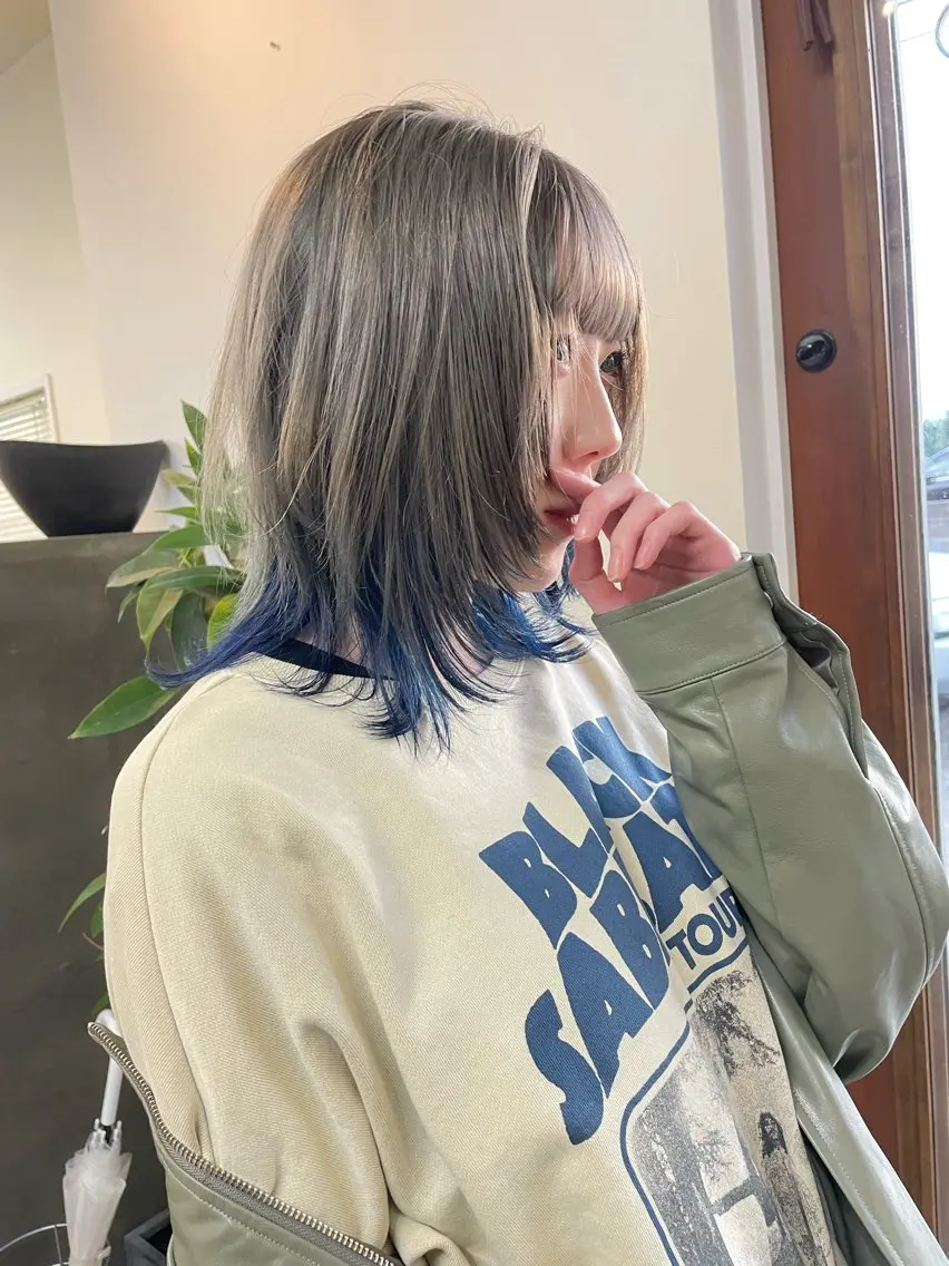 ミディアム ウルフカット カット ヘアカラー トリートメント 宮本 祥生のヘアスタイル