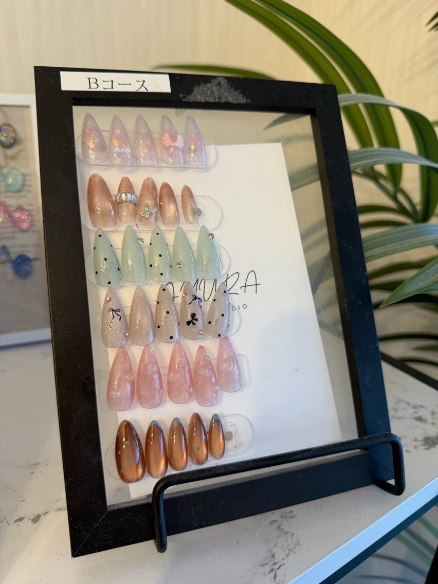 ネイル ハンドネイル AYURA nailstudioのネイルデザイン