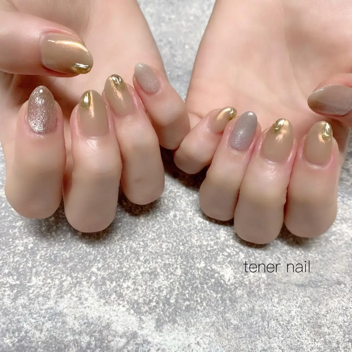 ネイル ゴールド マグネットネイル ぷっくりネイル テネルネイル tener nailのネイルデザイン