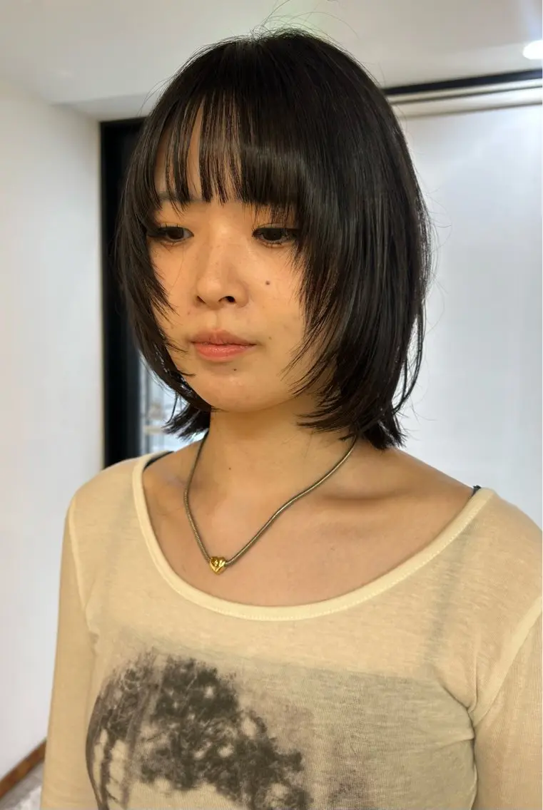 ミディアム カラー カット ヘアカラー トリートメント 安達 咲のヘアスタイル