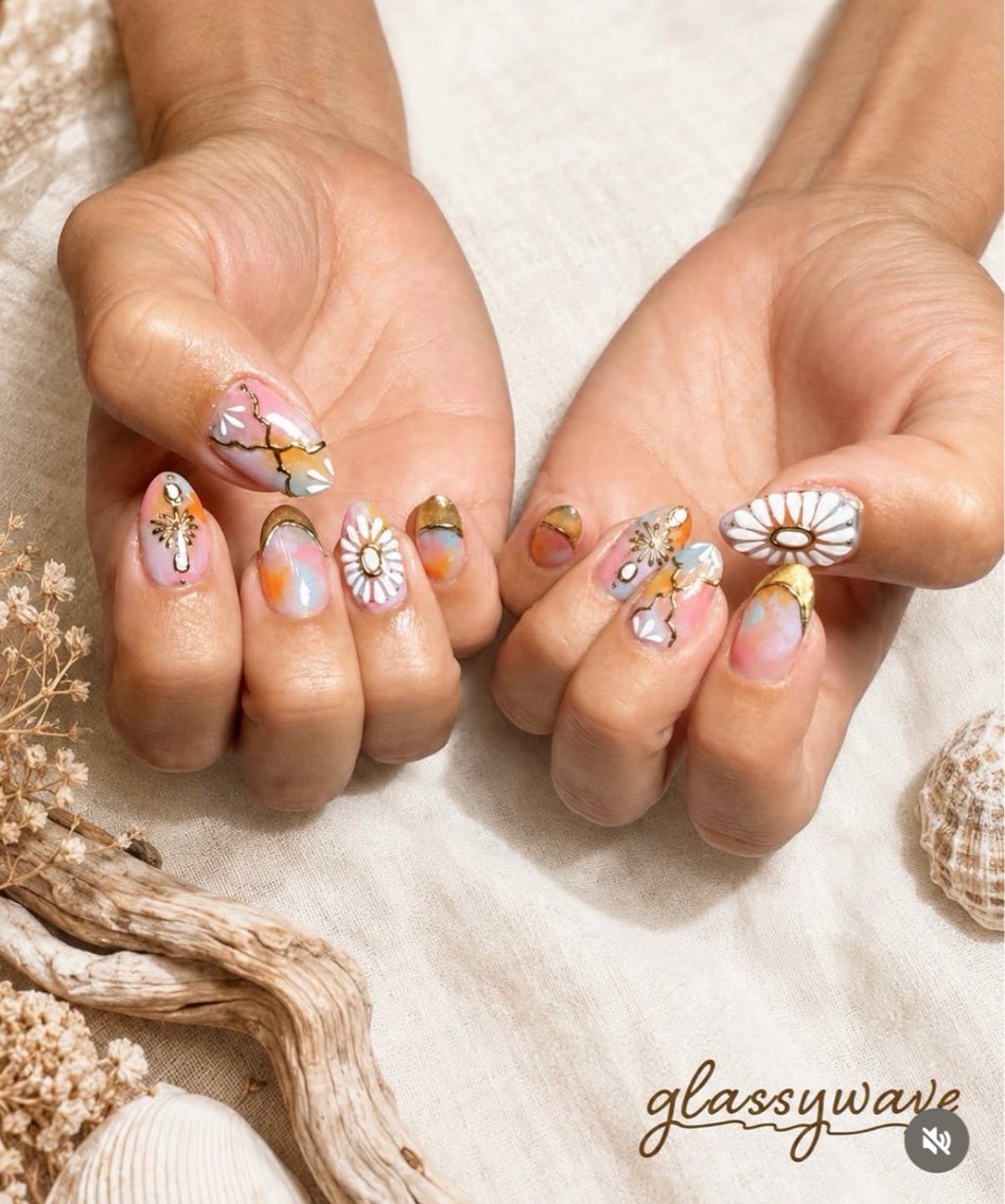 ネイル ハンドネイル glassyeave 🪸KANAEのネイルデザイン