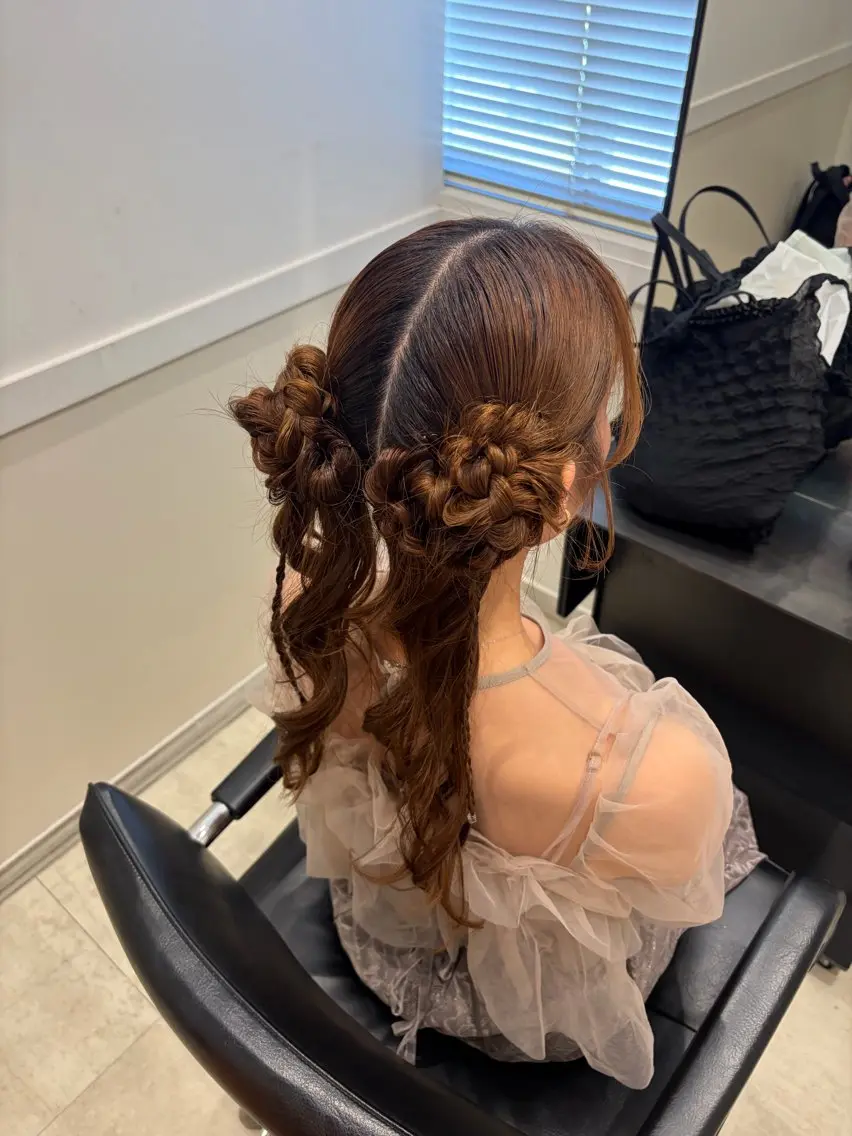 ヘアアレンジ 🌈透け感カラー/ 髪質改善RINA🌈のヘアスタイル