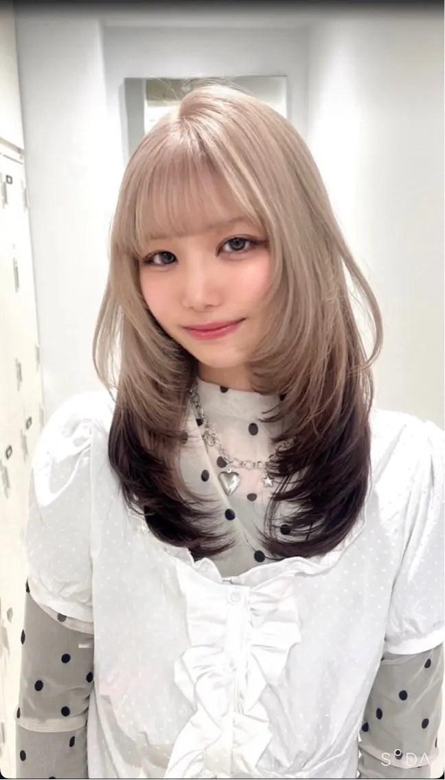 ロング カラー デザインカラー/ 暖色⋆🍒⭒˚/りなのヘアスタイル