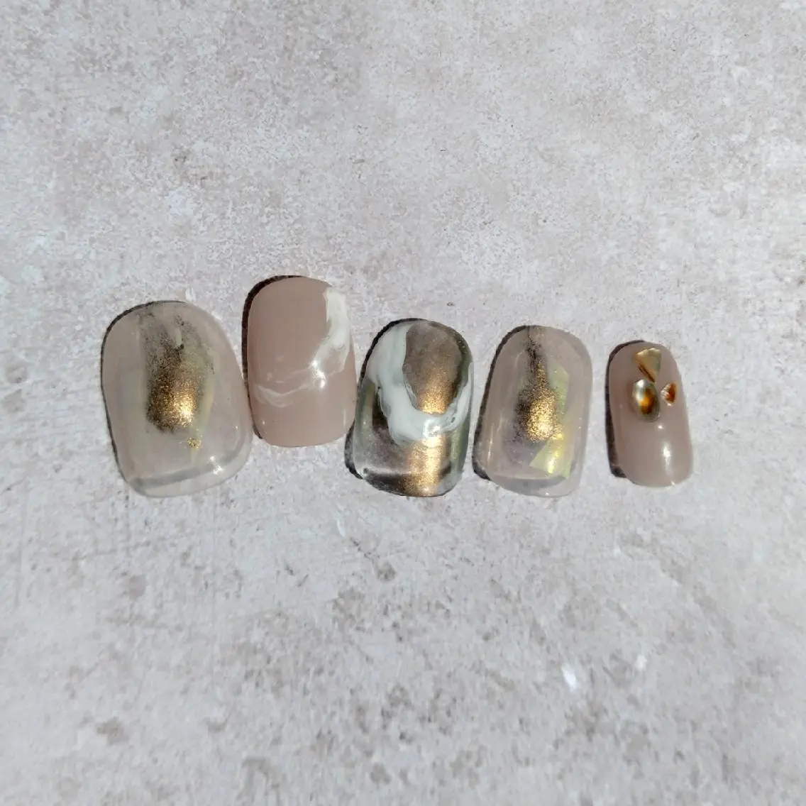 ネイル ニュアンスネイル ぷっくりネイル Nailsalon manoのネイルデザイン