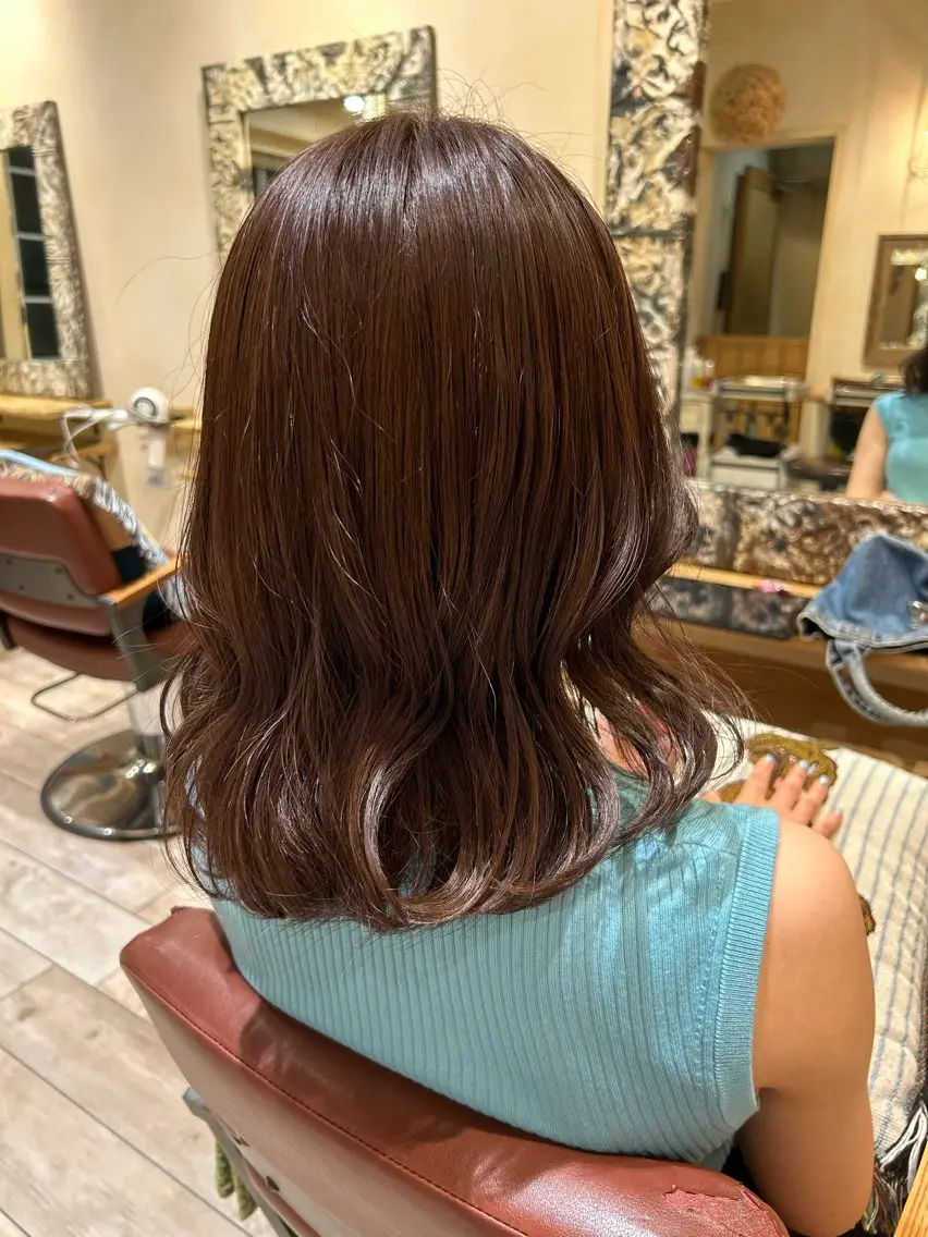 ミディアム カラー ブラウンカラー 透明感カラー ラベンダーカラー ラベンダーブラウン カット ヘアカラー 池袋/小顔レイヤー/ 顔まわり/taigaのヘアスタイル