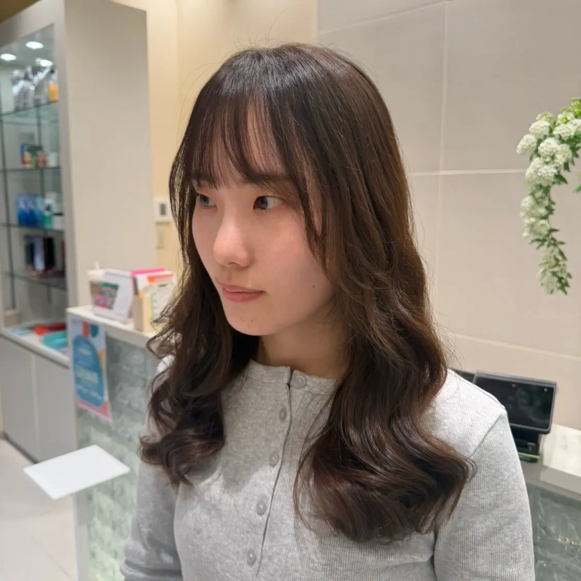 ロング 顔周りカット 韓国風ヘア レイヤーカット カット パーマ 西田 夏望のヘアスタイル