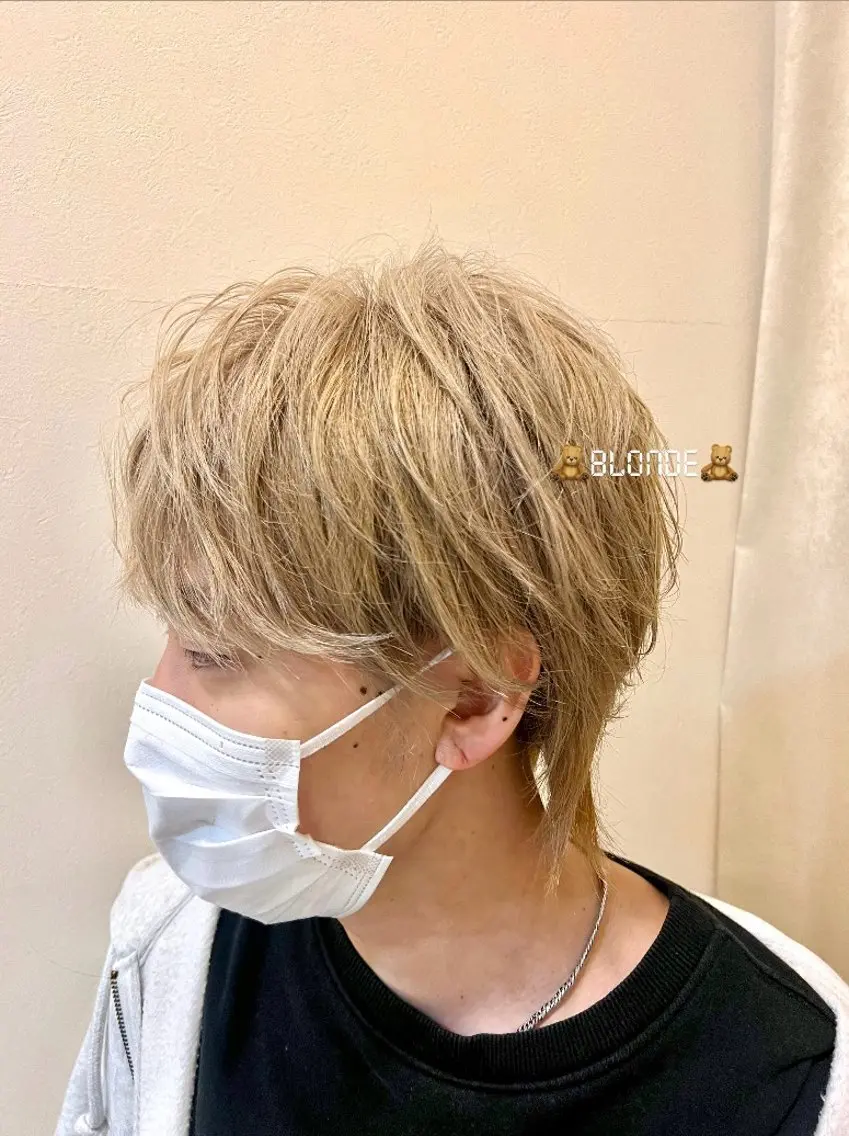 カラー メンズ ブロンド ヘアカラー LiTA 友田未来のヘアスタイル