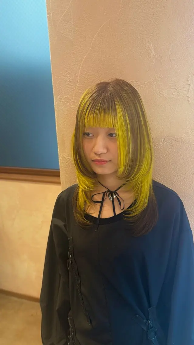 ロング カラー カット ヘアカラー トリートメント れい/デザインカラー /レイヤー/髪質改善のヘアスタイル