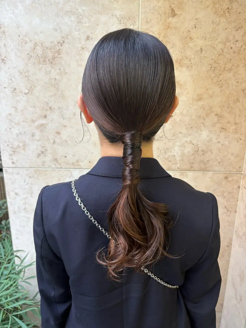 セミロング ヘアアレンジ たかや みなみのヘアスタイル