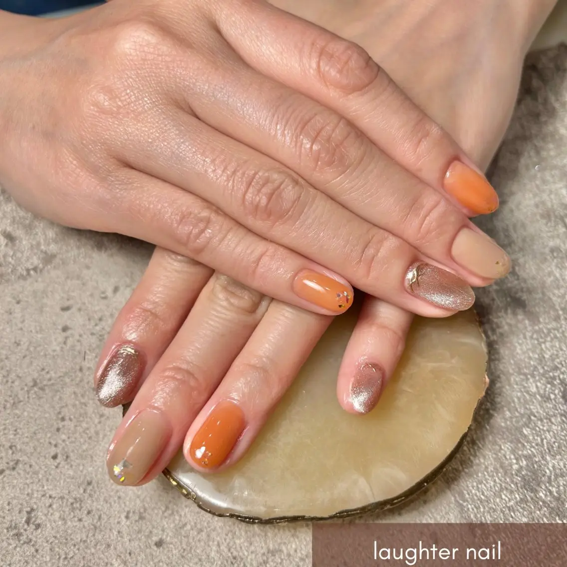ネイル アートネイル ジェルネイル マグネットネイル ミラーネイル オレンジ ハンドネイル laughter nailのネイルデザイン