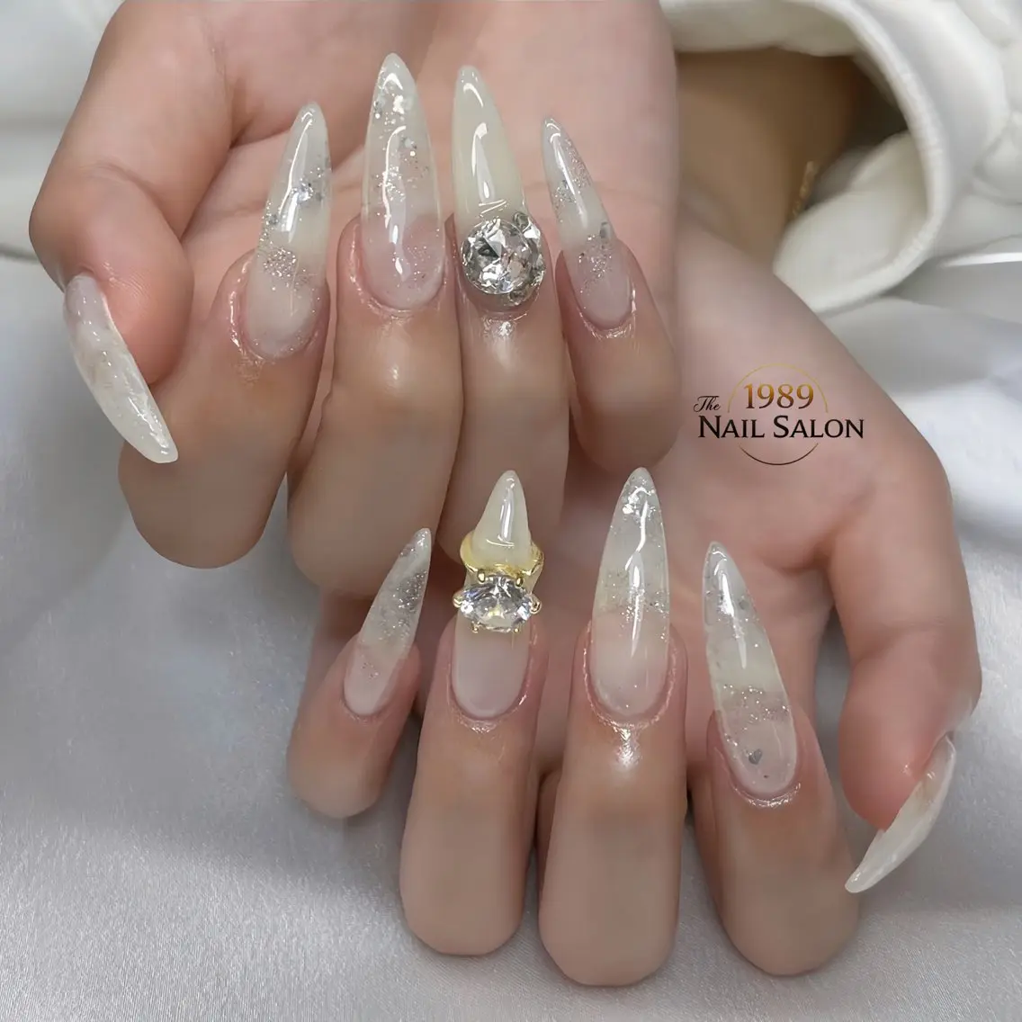 ネイル ロングネイル ハンドネイル The 1989 Nail Salonのネイルデザイン