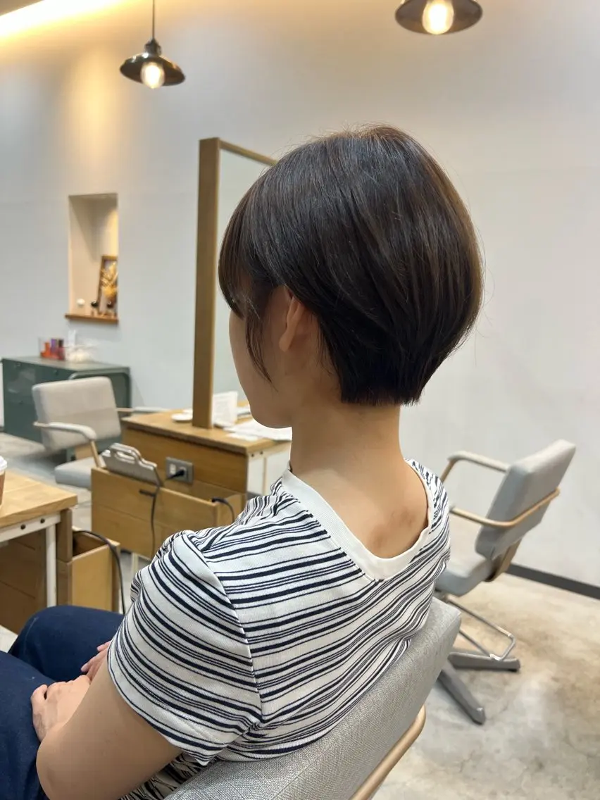 ショート カット ヘアカラー トリートメント 津田 幸穂のヘアスタイル