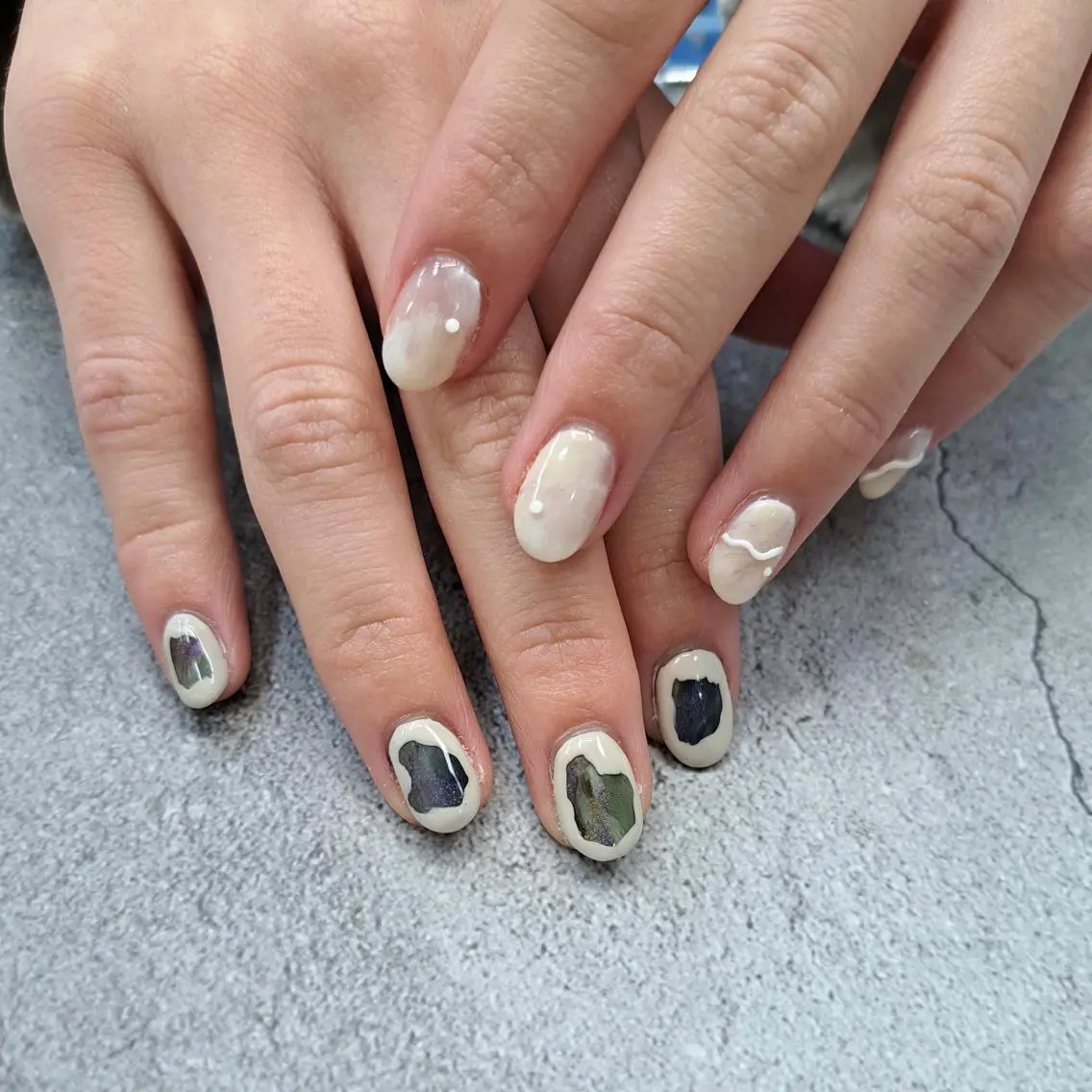 ネイル アートネイル ジェルネイル ニュアンスネイル スカルプネイル nailstudio eviz新宿店のネイルデザイン
