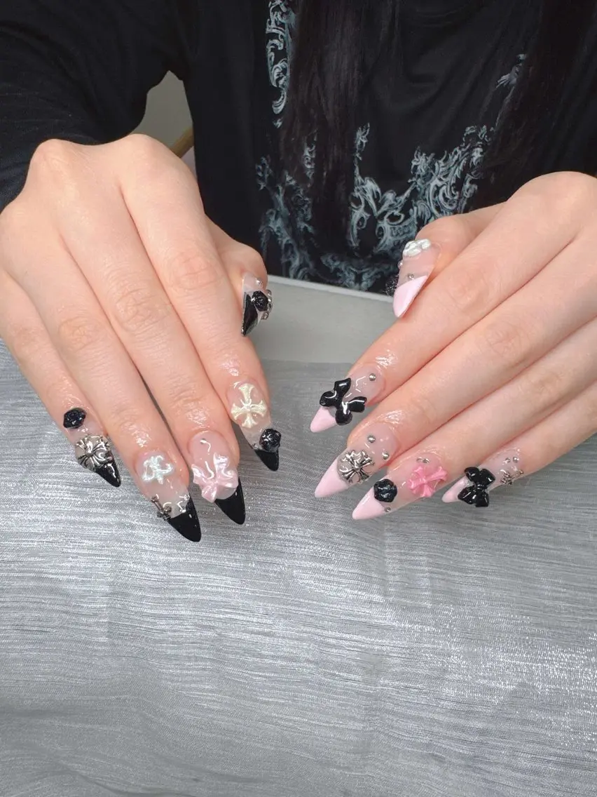 ネイル 長さ出し グラデーション 卒業式 キラキラネイル マグネットネイル ハンドネイル Lee Nailsのネイルデザイン