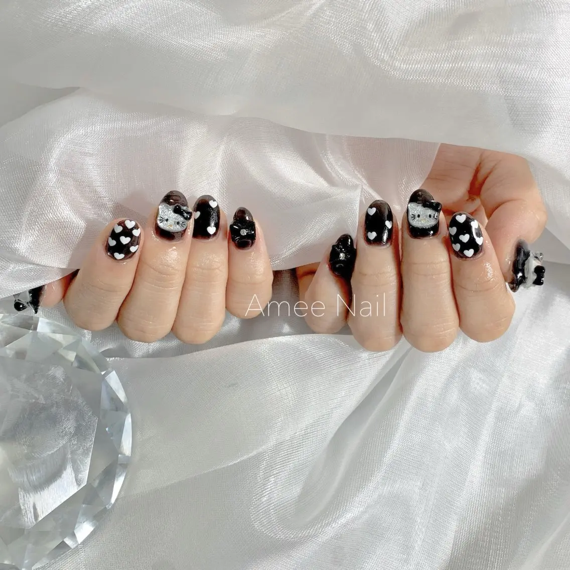 ネイル 成人式 ロングネイル マグネットネイル 大理石ネイル(マーブル) リボン ハンドネイル Amee Nail Salonのネイルデザイン