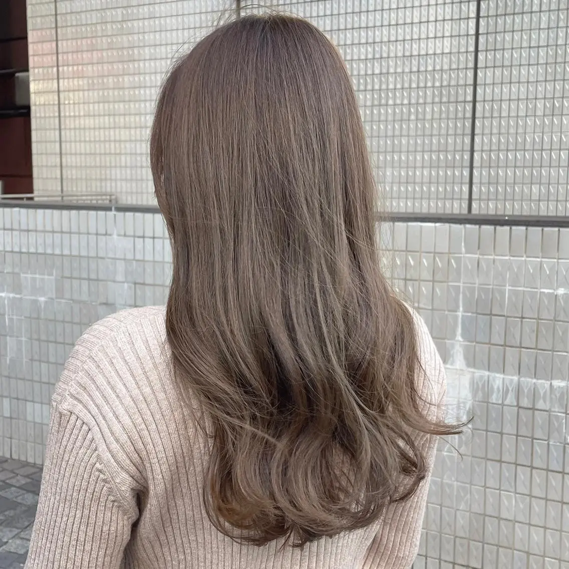 ロング カラー 梅田美容室 山崎海波のヘアスタイル