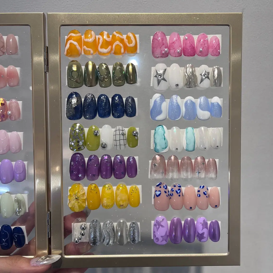 ネイル Nailsalon ibelujoureのネイルデザイン