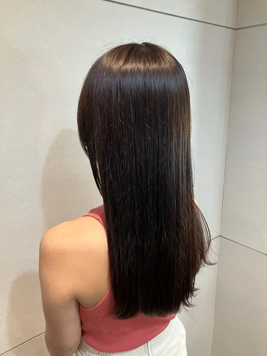 カラー アッシュ 透明感カラー ヘアカラー miu 💫のヘアスタイル