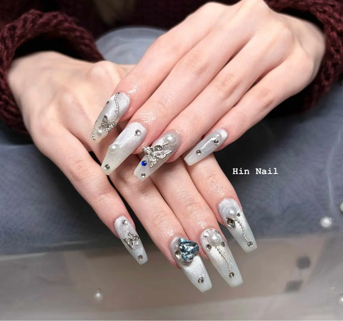 ネイル ハンドネイル HIN NAILのネイルデザイン